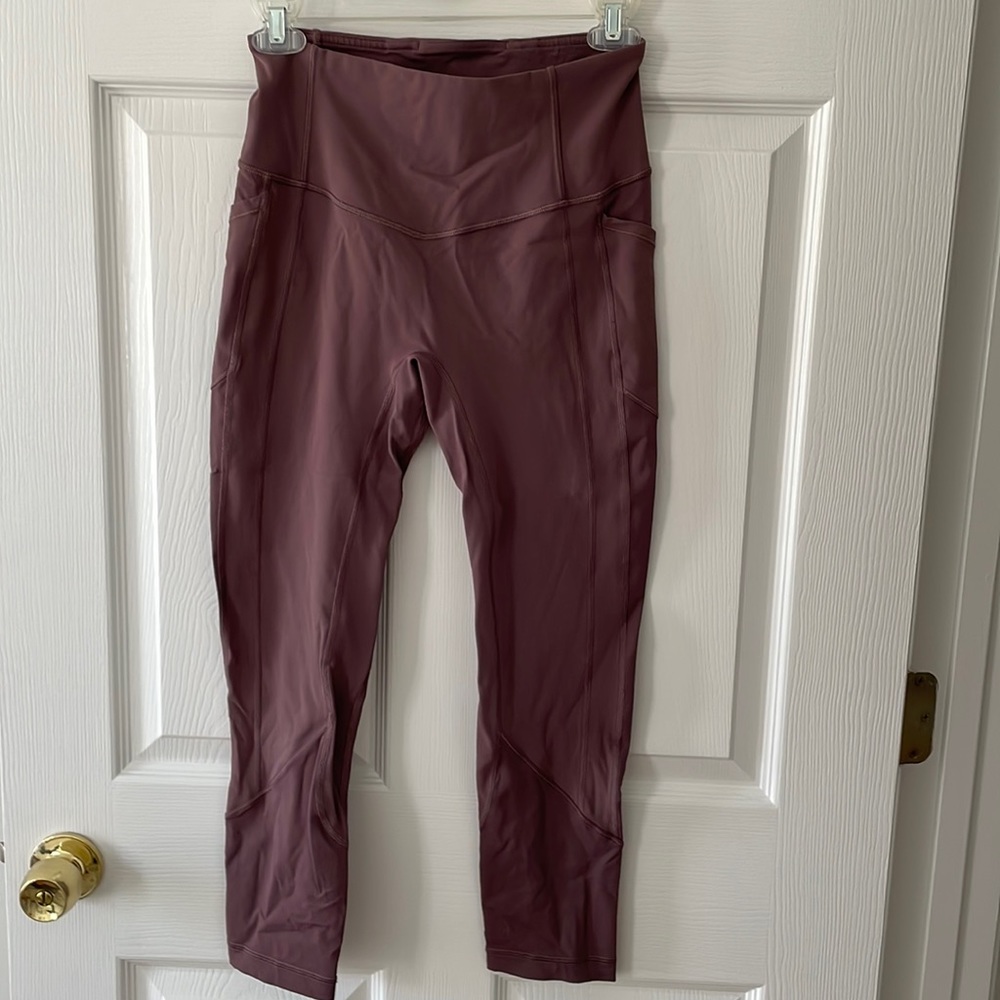 Lululemon Capri leggings